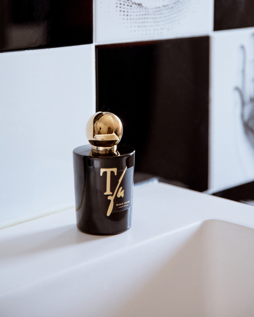 Black Divine Perfume 100ml
