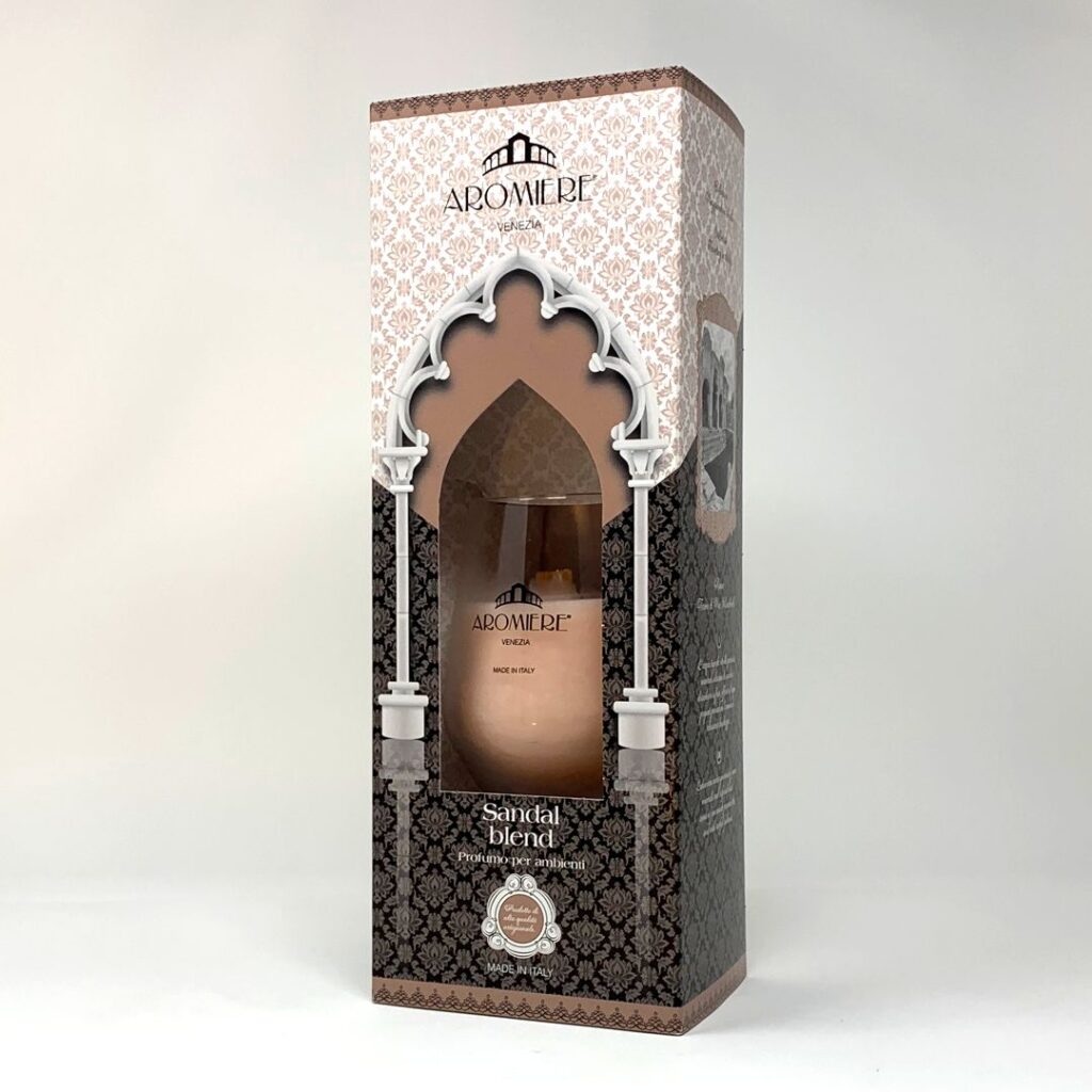 Sandal Blend Candle 260g